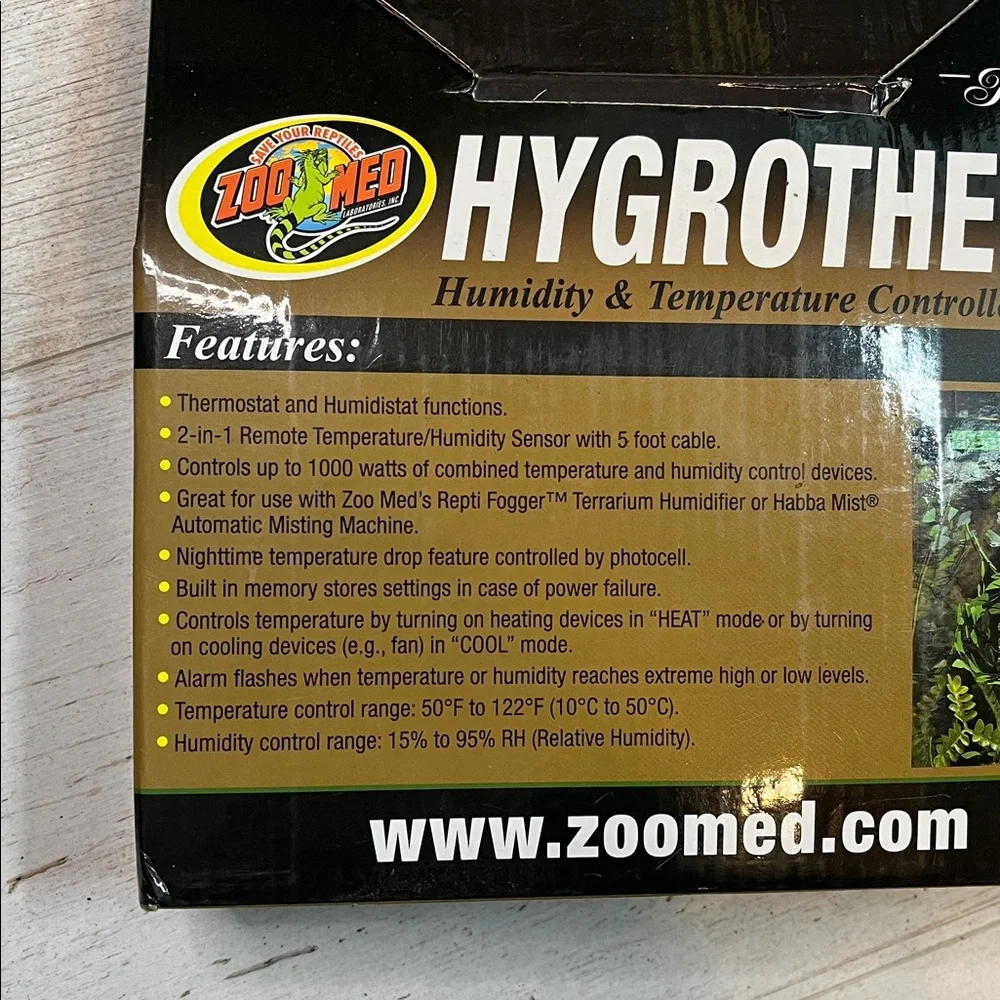 Zoo Med Professional Series Hygrotherm Controller Humidity and Temperature